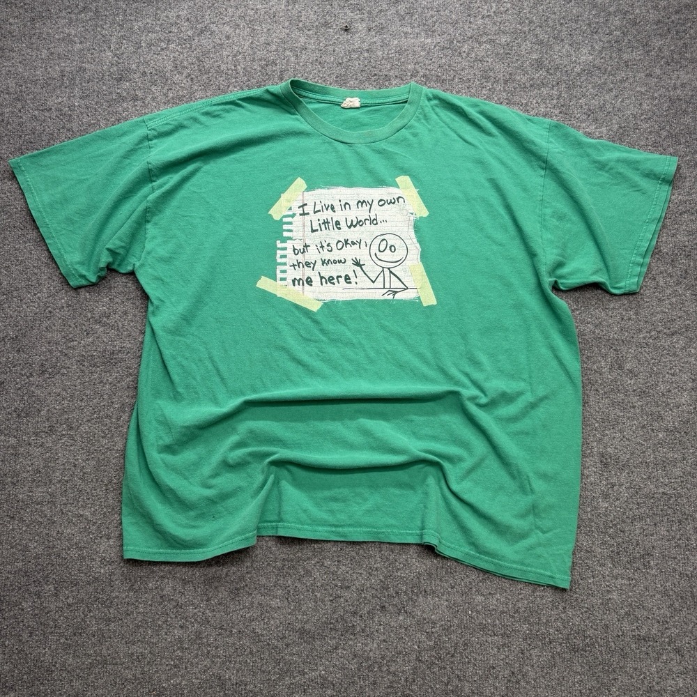 Vintage Green Humor Graphic T-Shirt "I Live in my own Little World" Mens 2XL